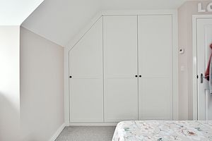 Photo 11- click for photo gallery